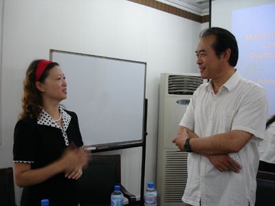 Prof Huang Xing, Depute Director-General of CASS IEA meeting with Dr. Jean Kunz